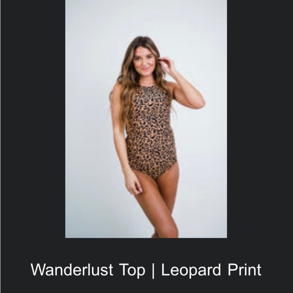 Coral reef wanderlust top